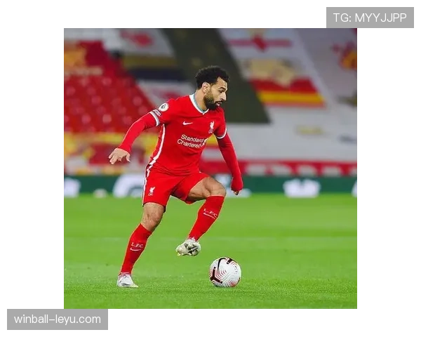 莱万多夫斯基状态回暖，传奇巨星巅峰时刻再现引关注