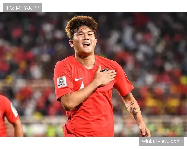 金玟哉硬刚范戴克引爆足坛热议，巅峰对决点燃球迷期待