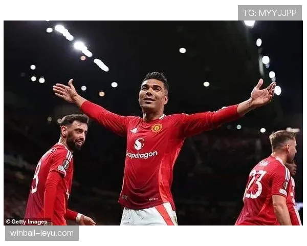 曼联控球不等于控制问题显现,中场结构失衡对赛季稳定性面临考验 曼联控球不等于控制问题显现,中场结构失衡对赛季稳定性面临考验